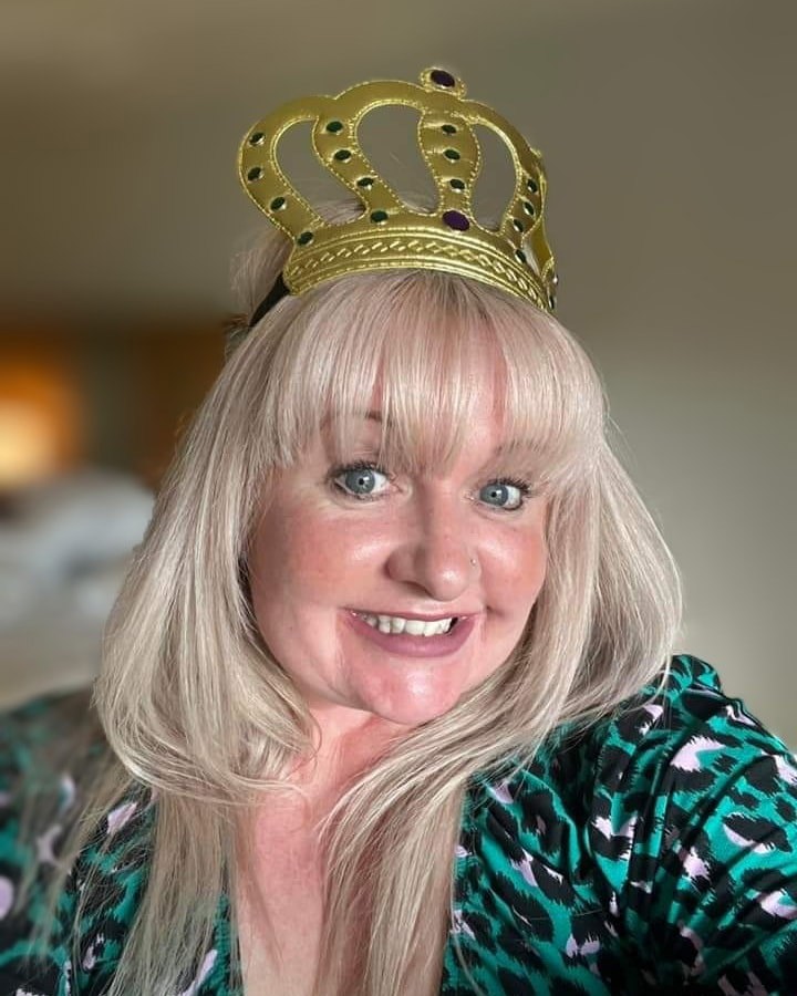 Faye Crown
