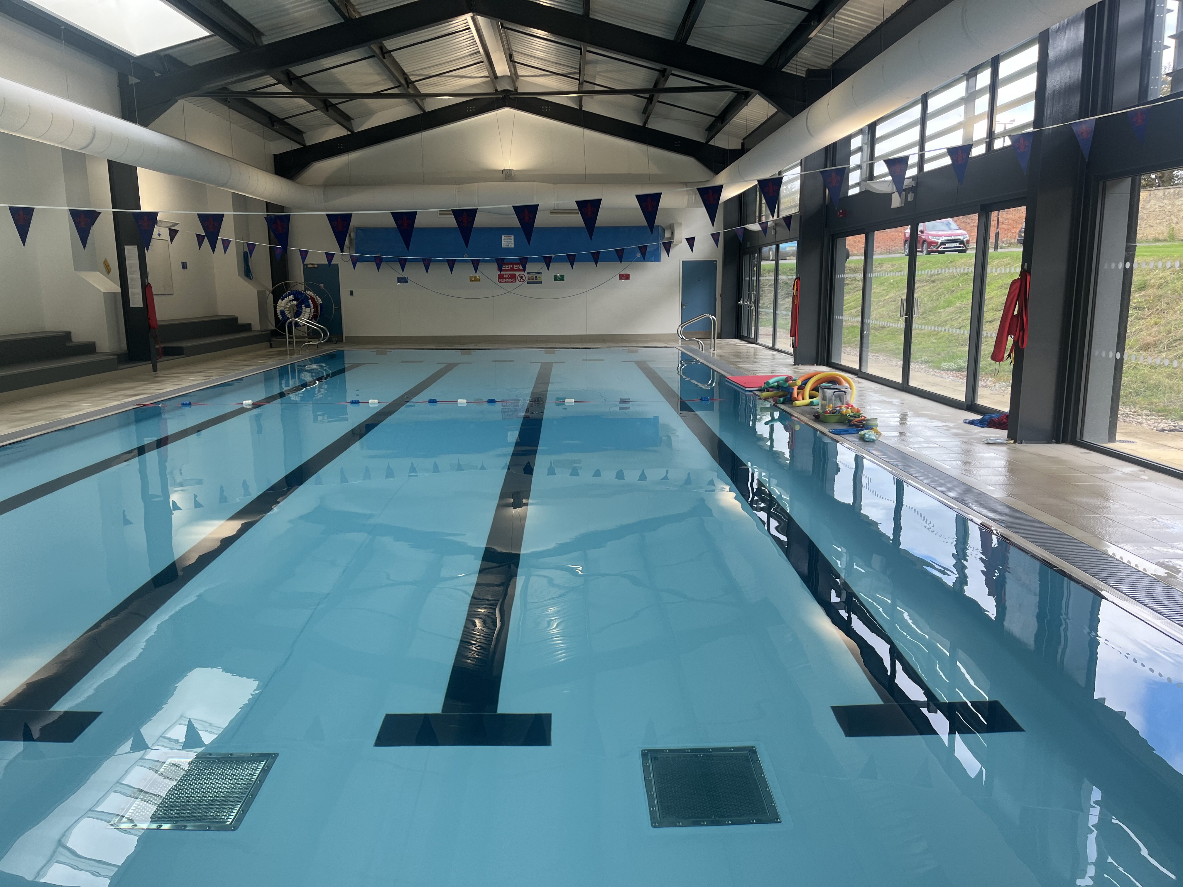 New St Hughs