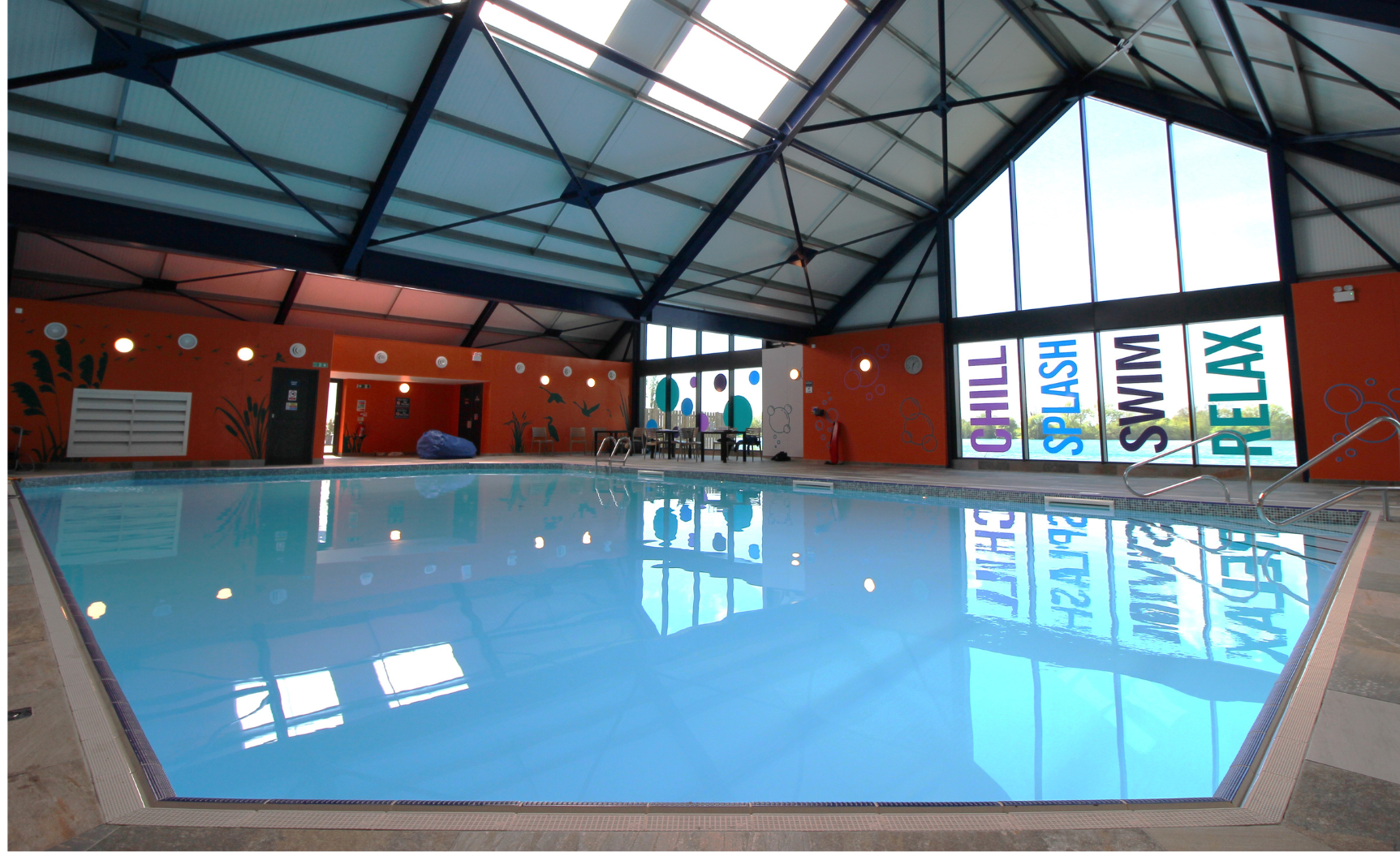 Chichester Lakeside 1725 X 1050